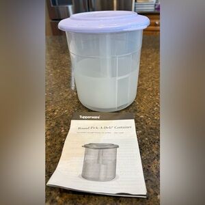 Tupperware 4522A  Clear Pick-A-Deli Storage Container  in iBlueberry Mist NEW
